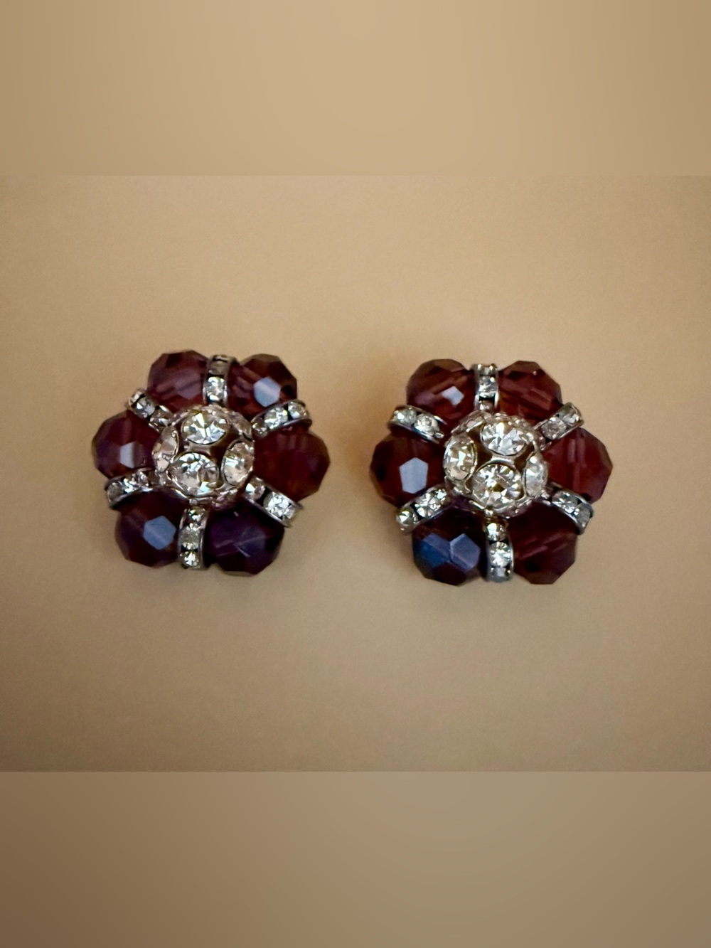 Sparkling Faceted Beads In Rich Carnelian Color Surround Crystals. Smart design!